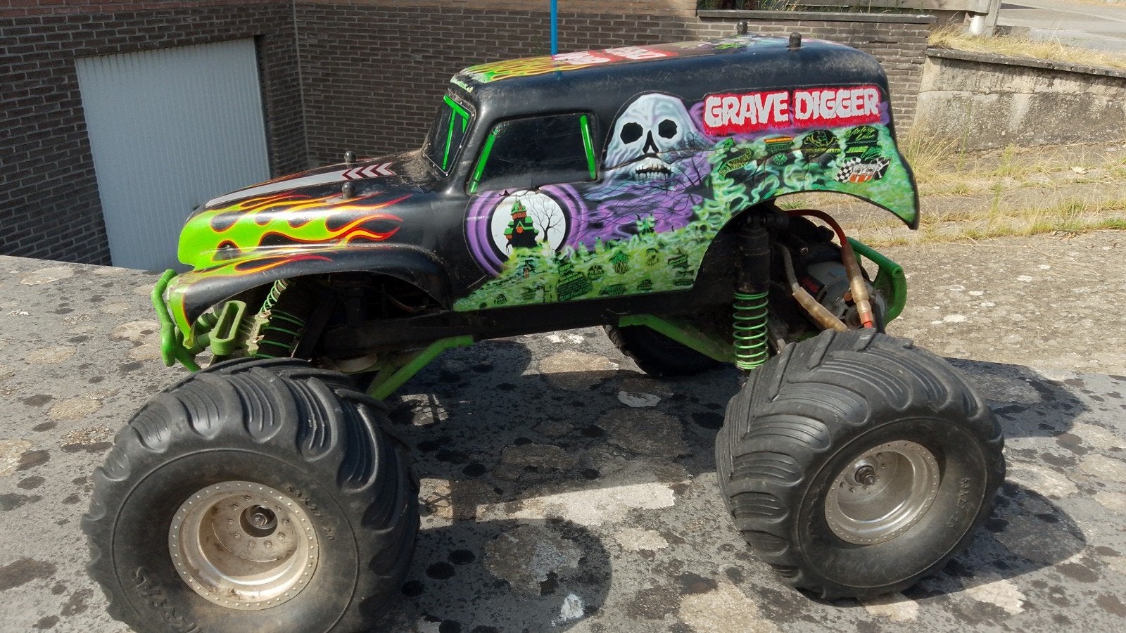 1:10 Traxxas Grave Digger, Elektro, Gebruikt, Auto offroad, Ophalen of Verzenden