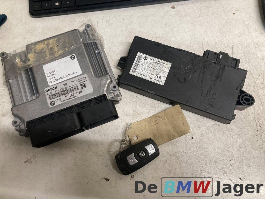 DDE+ CAS-module +sleutel BMW E81 E82 E87 E88 E90 7807530 N47, Auto-onderdelen, Gebruikt, Ophalen of Verzenden, BMW, BMW