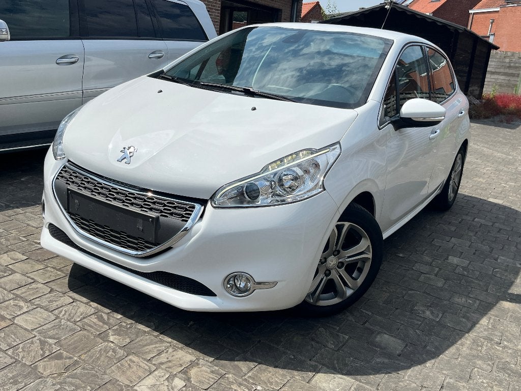 Peugeot 208 1.2 87.000km, Auto's, Voorwielaandrijving, Stof, Zwart, 1199 cc