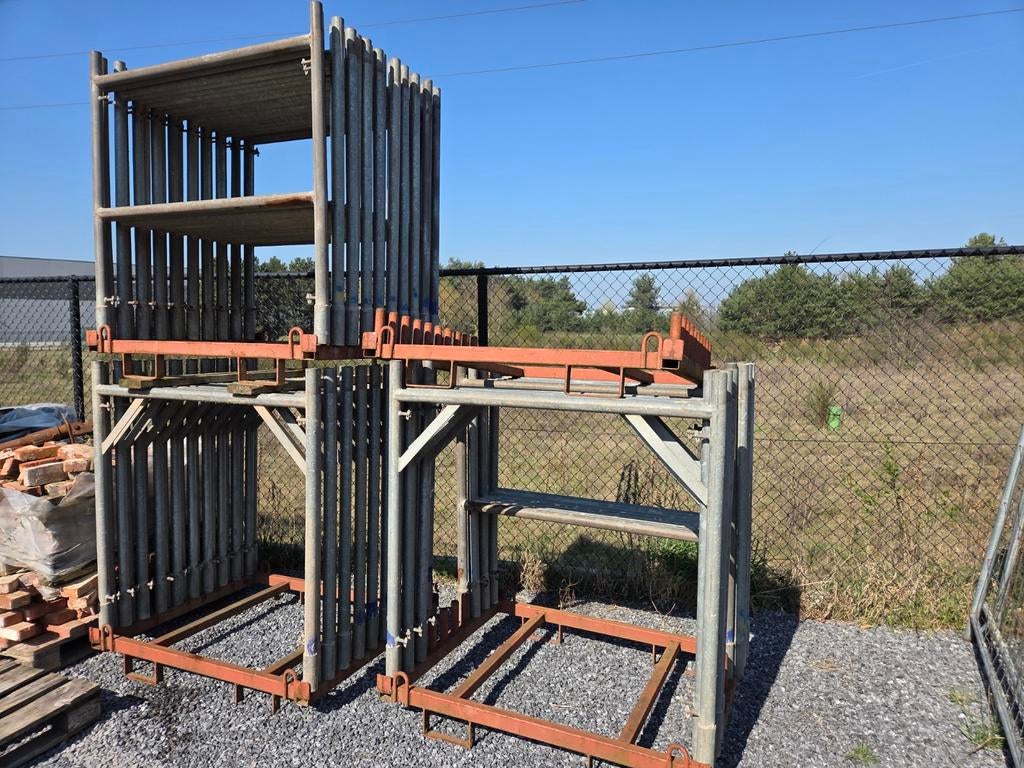 Stelling bouw., Enlèvement