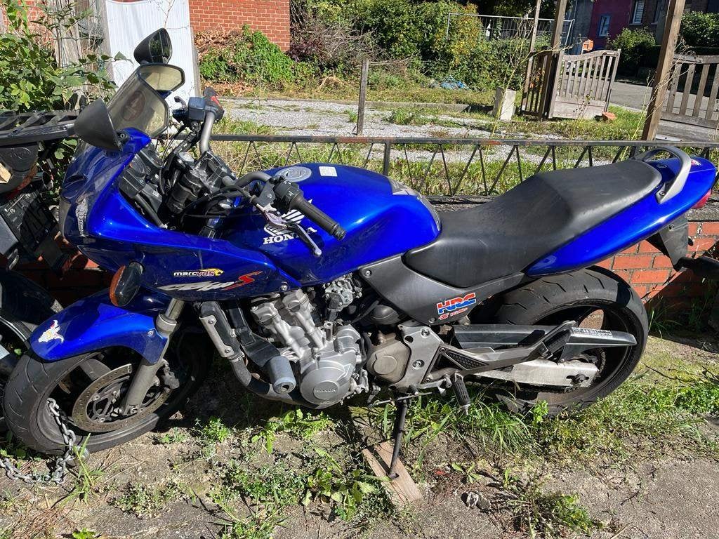 Moto à vendre, 600 cm³, Particulier