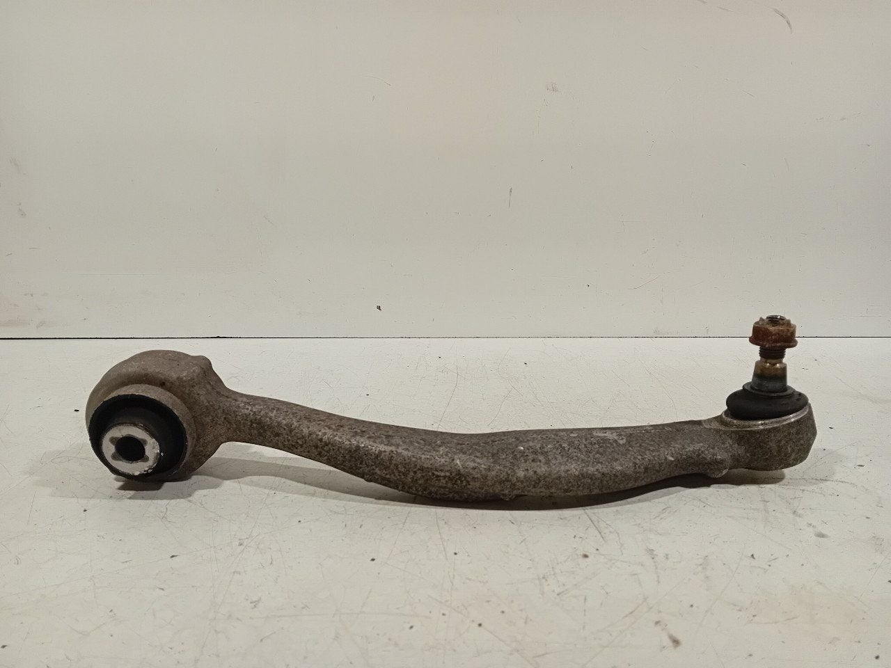 Draagarm links voor Mercedes-Benz SLK-Klasse, Onderdelen@venauto.nl, Van der Ven Autorecycling B.V., Gebruikt, Ettenseweg 76, 4706 PB Roosendaal, The Netherlands