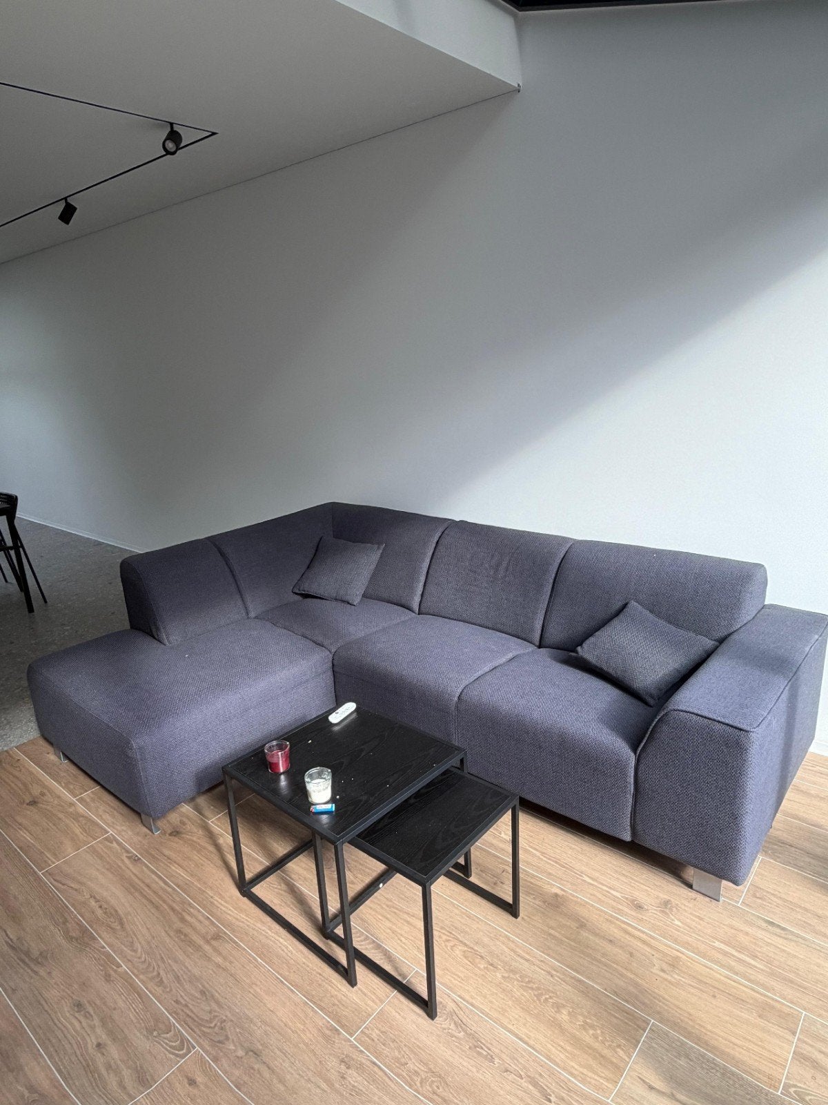 Grande chaise d'angle en tissu gris — 2,5 m x 1,75 m, Maison & Meubles, Enlèvement, Utilisé, Tissus