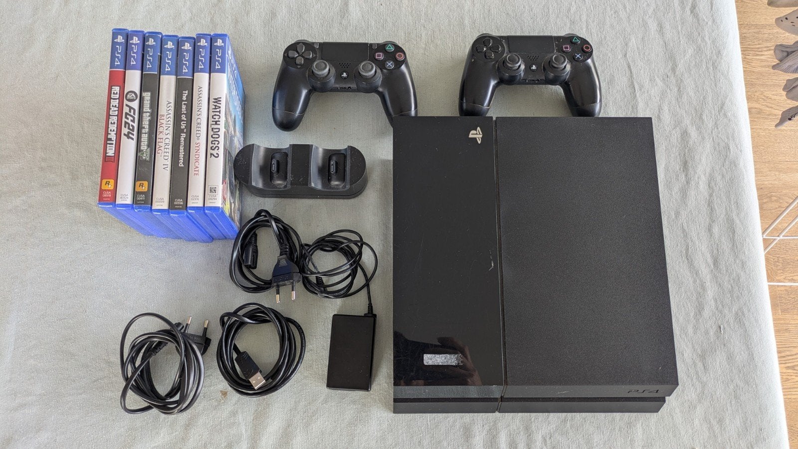 Playstation 4 + 2 manettes + 7 jeux, Enlèvement ou Envoi, Utilisé, 500 GB, Avec jeux
