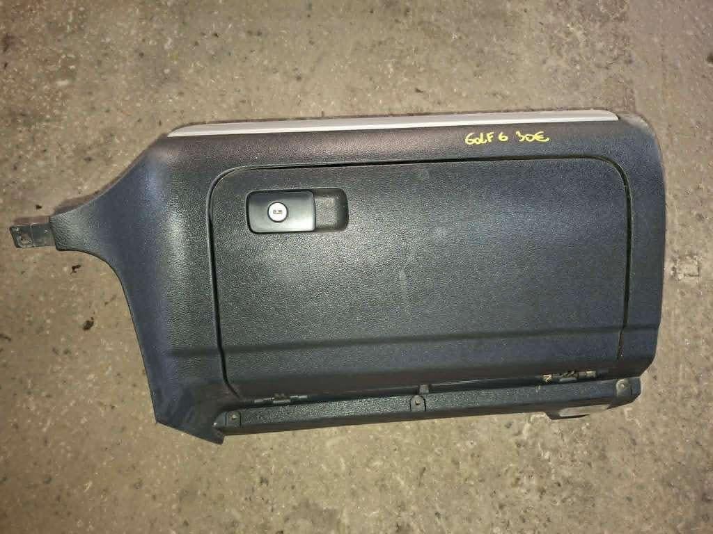 A vendre boite à gants VW Golf 6, Ophalen, Gebruikt, Volkswagen