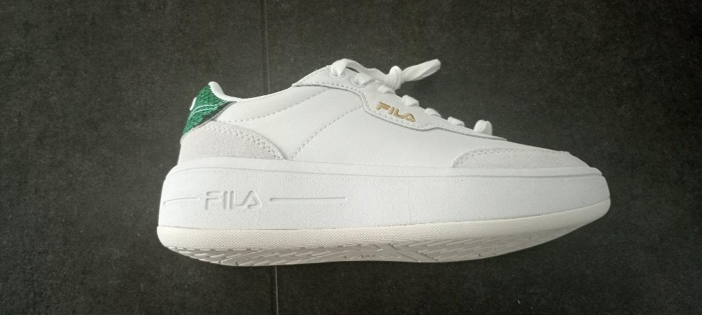 nieuwe sneakers Fila maat 36, Enfants & Bébés, Vêtements enfant | Chaussures & Chaussettes, Neuf, Fila, Enlèvement ou Envoi, Chaussures de sport