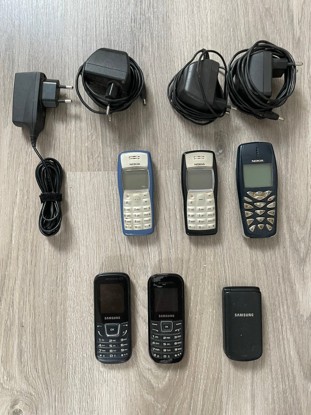 Ancien gsm, Ophalen, Zo goed als nieuw