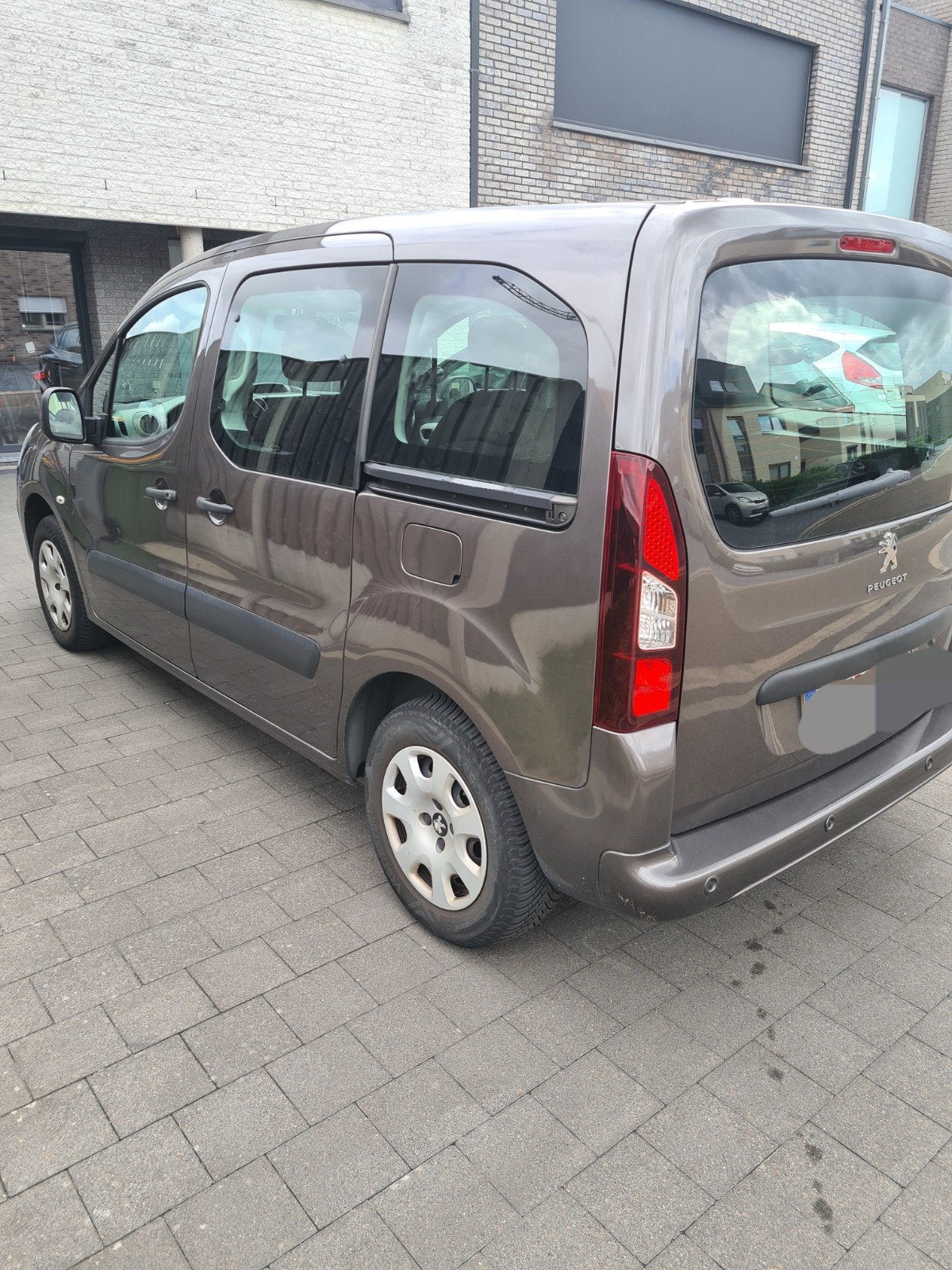 Peugeot Partner Tepee 5 deurs, Autos, Peugeot, Argent ou Gris, Achat, 72 kW, Boîte manuelle