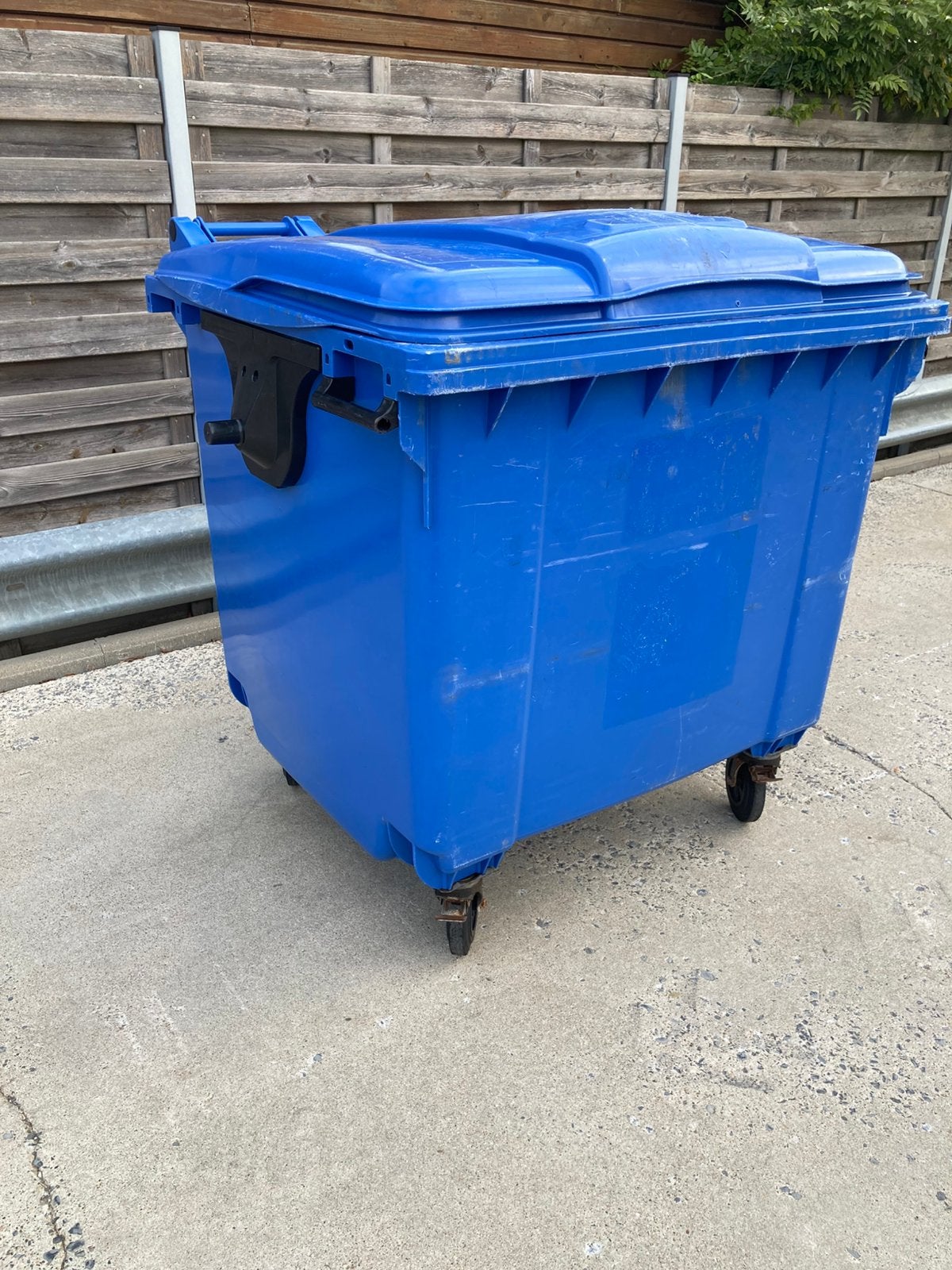 Conteneur à rouleaux/poubelle 1100l, Enlèvement, Comme neuf