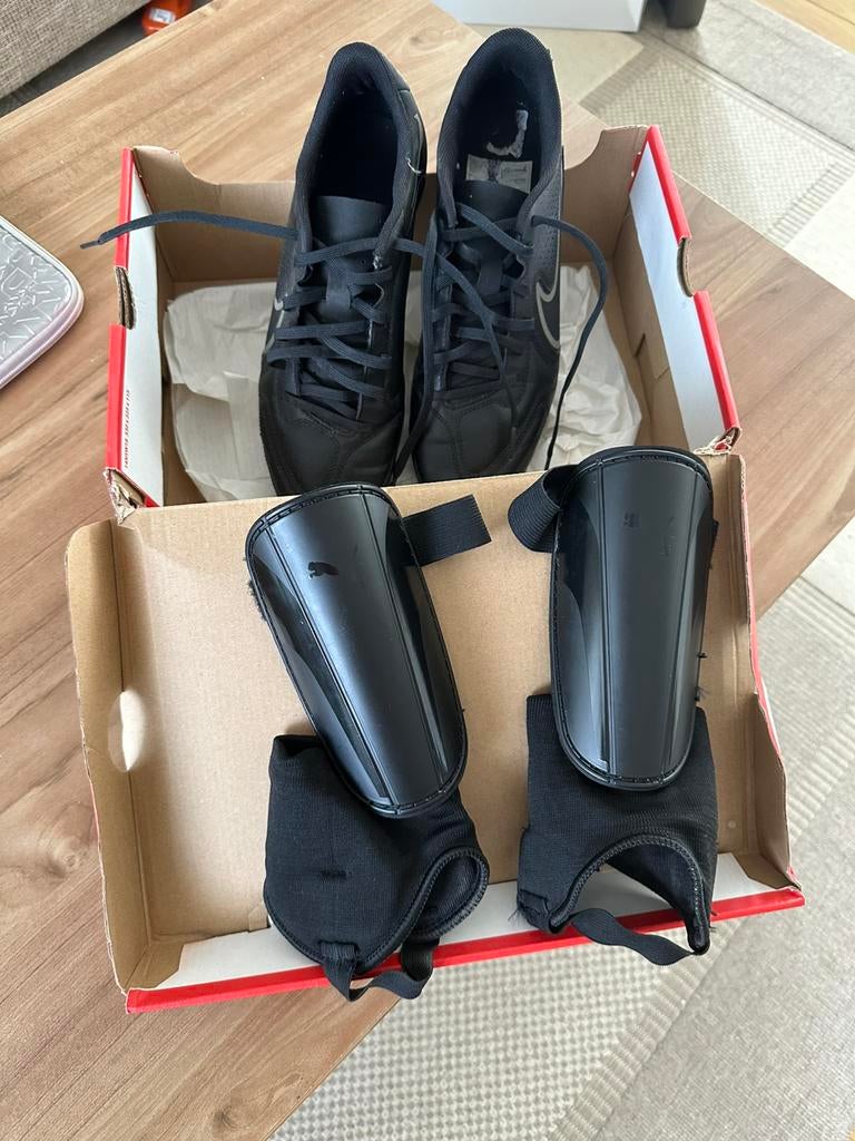 Nike Tempo voetbalschoenen, Ophalen, Gebruikt, Schoenen