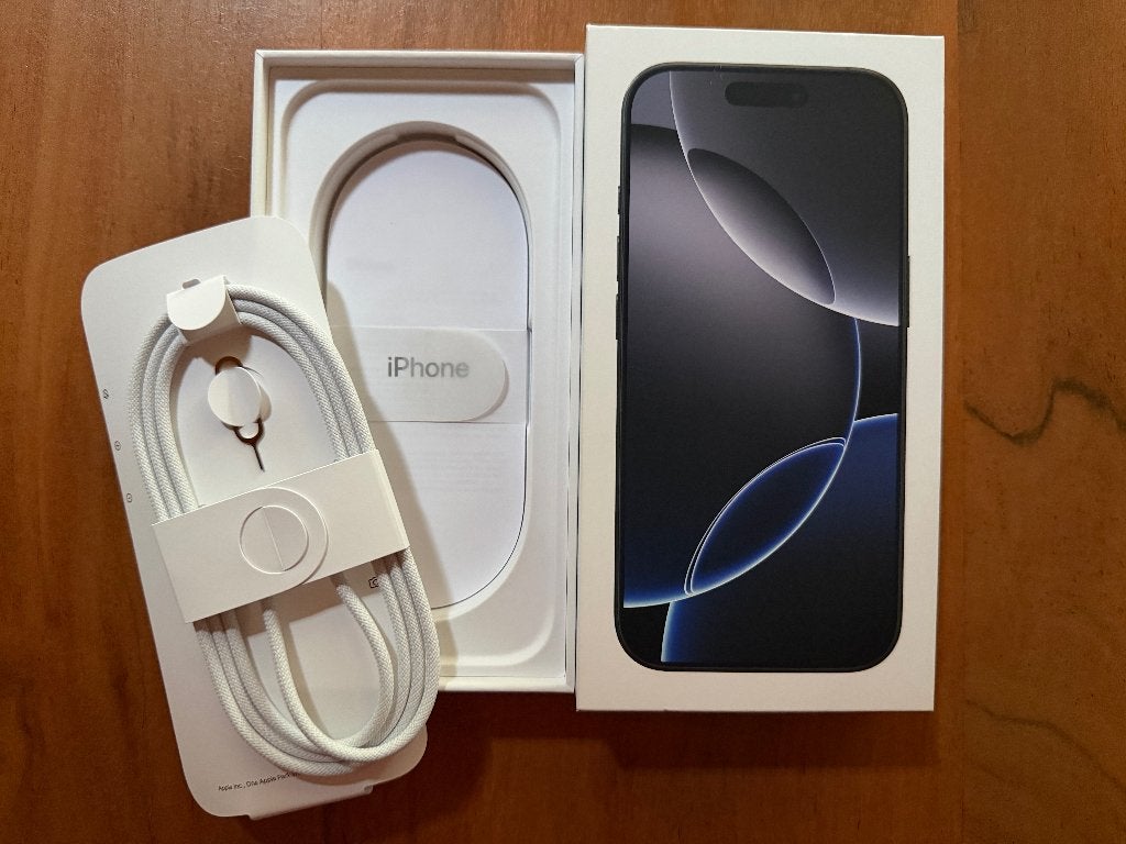 iPhone 16 Pro Black 256 Gb, Telecommunicatie, Mobiele telefoons | Apple iPhone, Zwart, Zo goed als nieuw, Zonder simlock, Ophalen