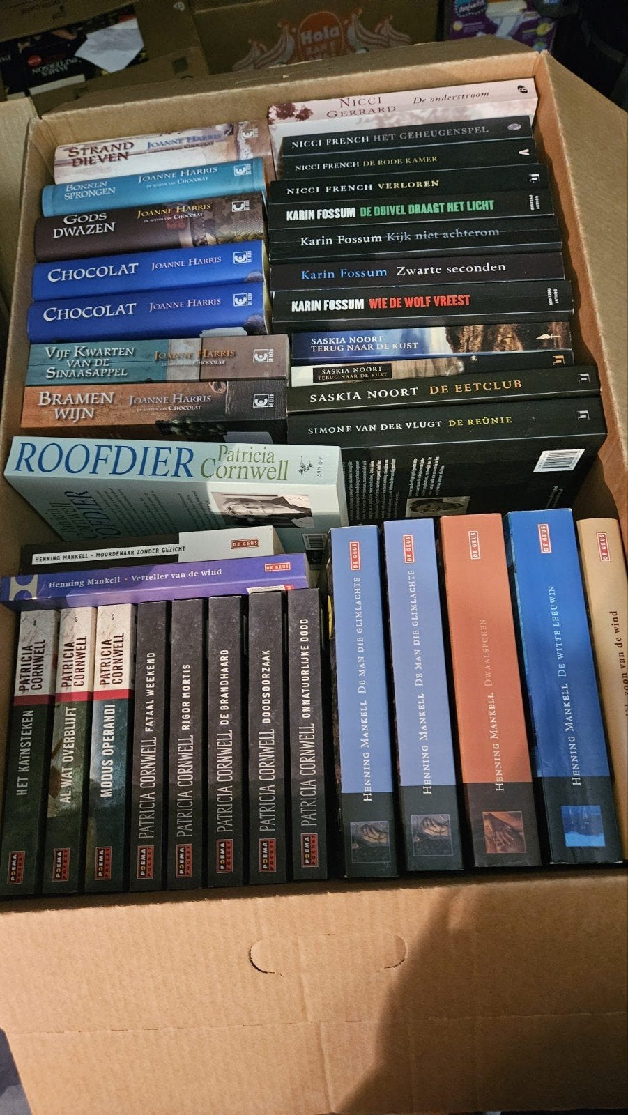 doos met 35 boeken, Ophalen