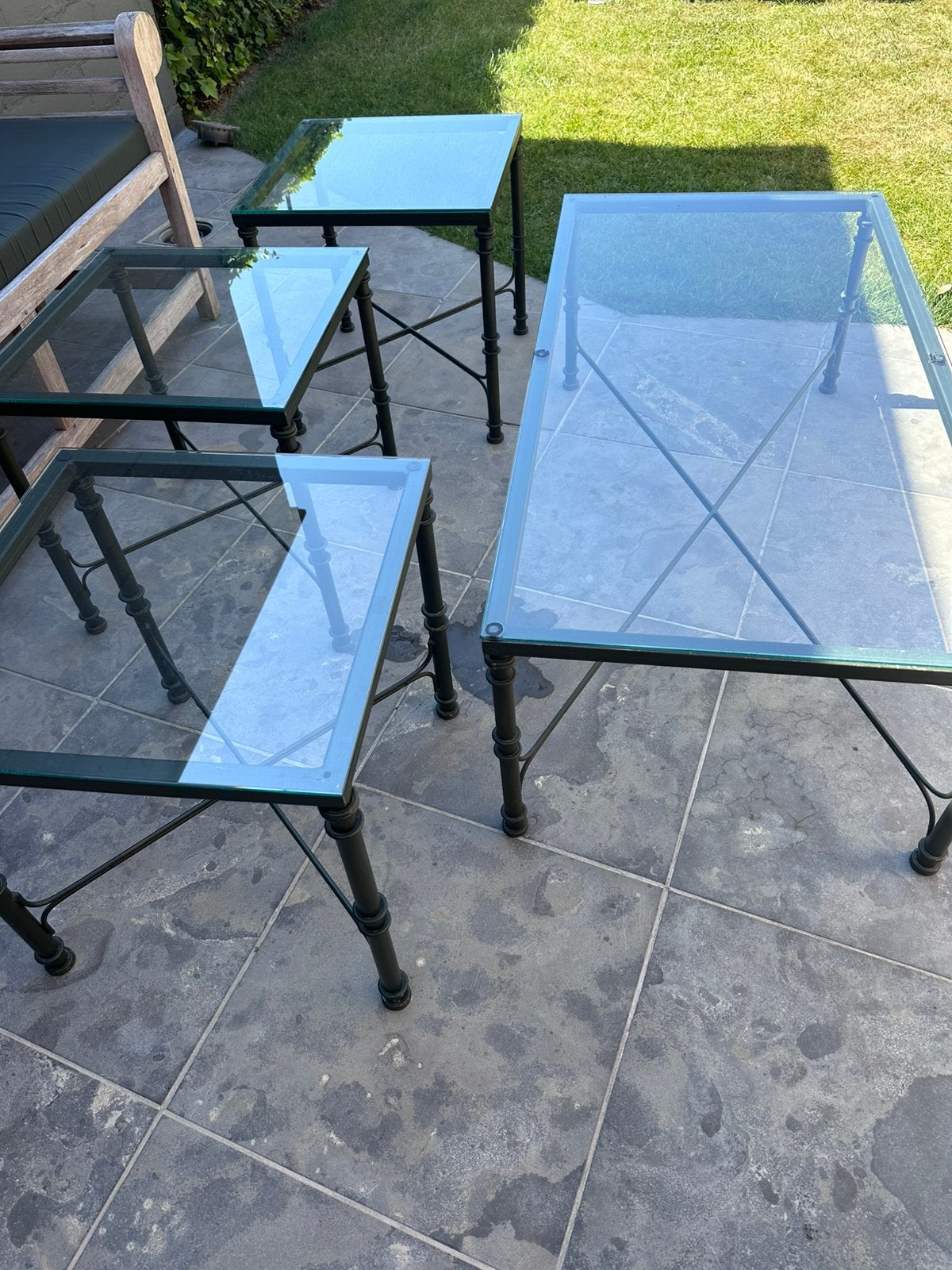 Tafels met glazen top, Ophalen, Zo goed als nieuw, Metaal