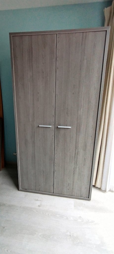 Om kasten voor twee slaapkamers te geven, Ophalen, Gebruikt