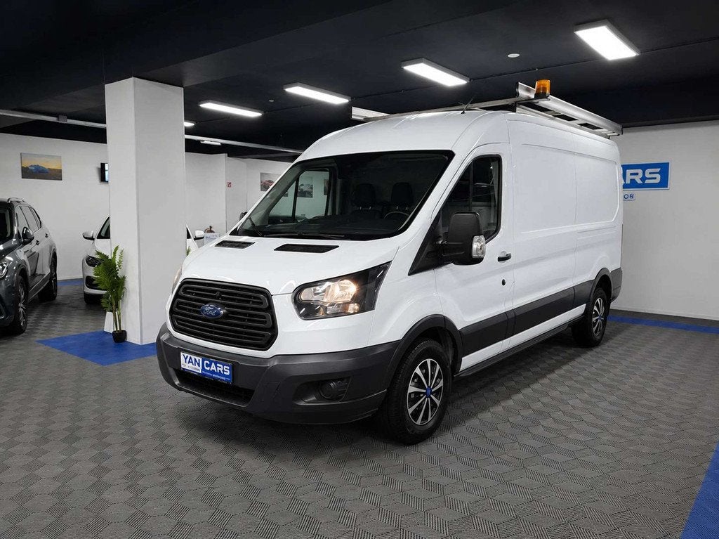 Ford Transit L2H2 Ambiente | Distri neuve | 1er Proprio | Ga, Autos, 188 g/km, Achat, 105 ch, Euro 6