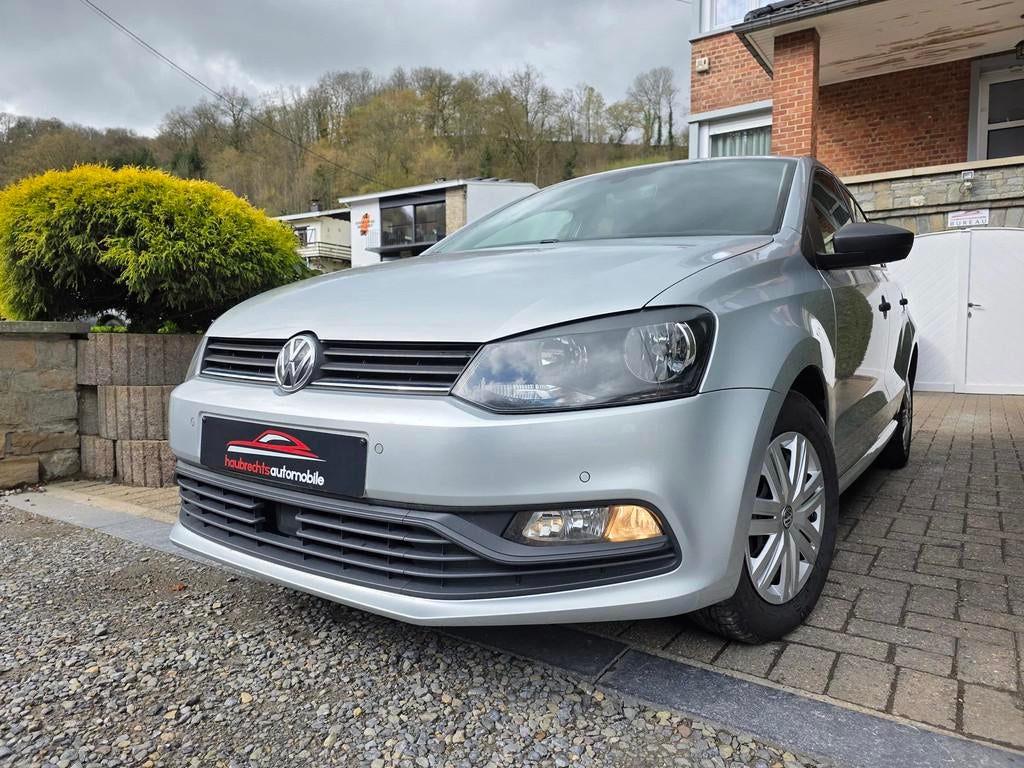 Volkswagen Polo (bj 2014), Auto's, Stof, 4 cilinders, Parkeersensor, 5 deurs