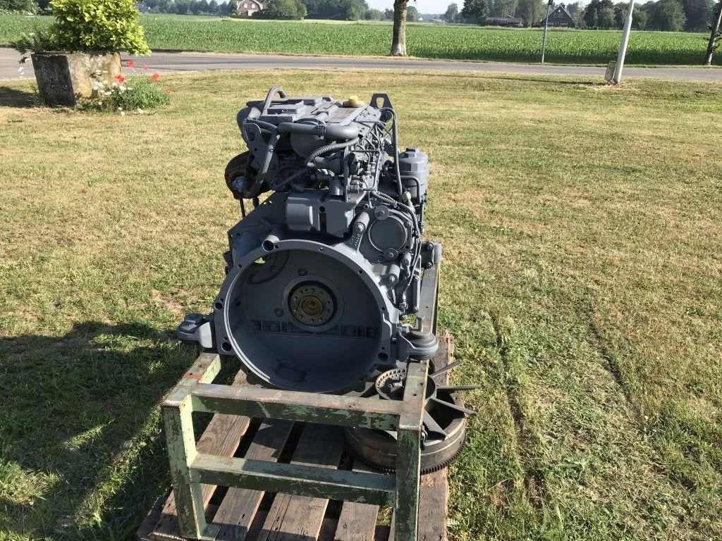 Deutz BF-4M-2012 BF4M2012, Articles professionnels, Machines & Construction | Pièces