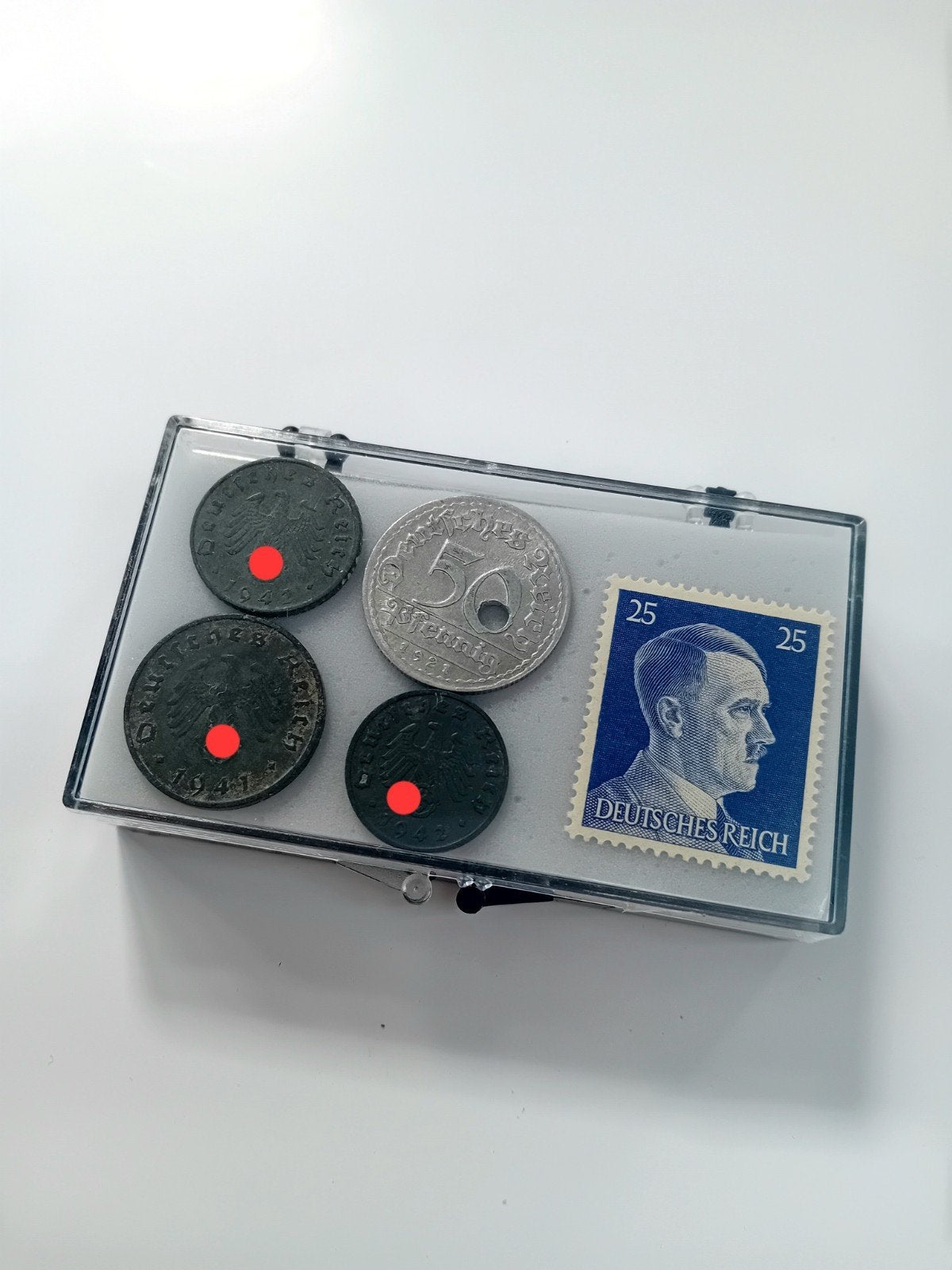 WO2 Duitse Munten Set Zink + Ontwaarde Munt + Zegel Hitler, Ophalen of Verzenden, Overige soorten, Overige typen