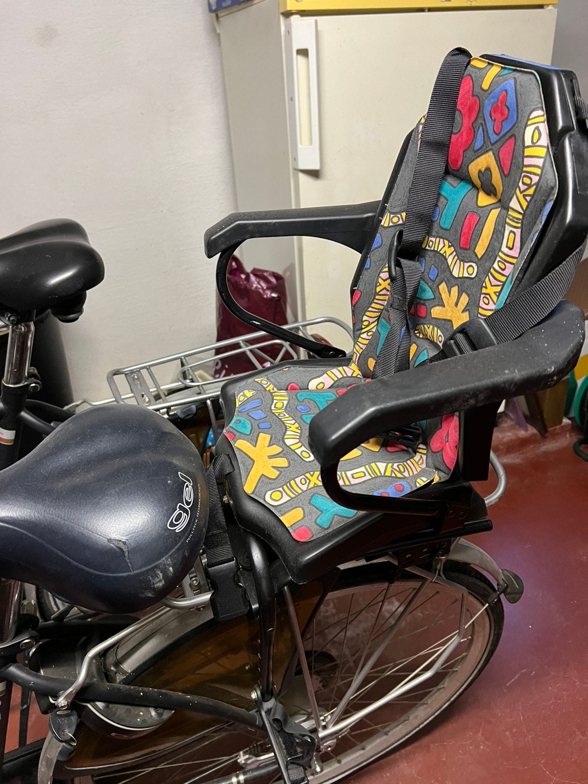 Fietsstoel Melkert, Fietsen en Brommers, Fietsaccessoires | Fietsstoeltjes, Ophalen, Achterzitje, 9 t/m 36 kg, Gebruikt