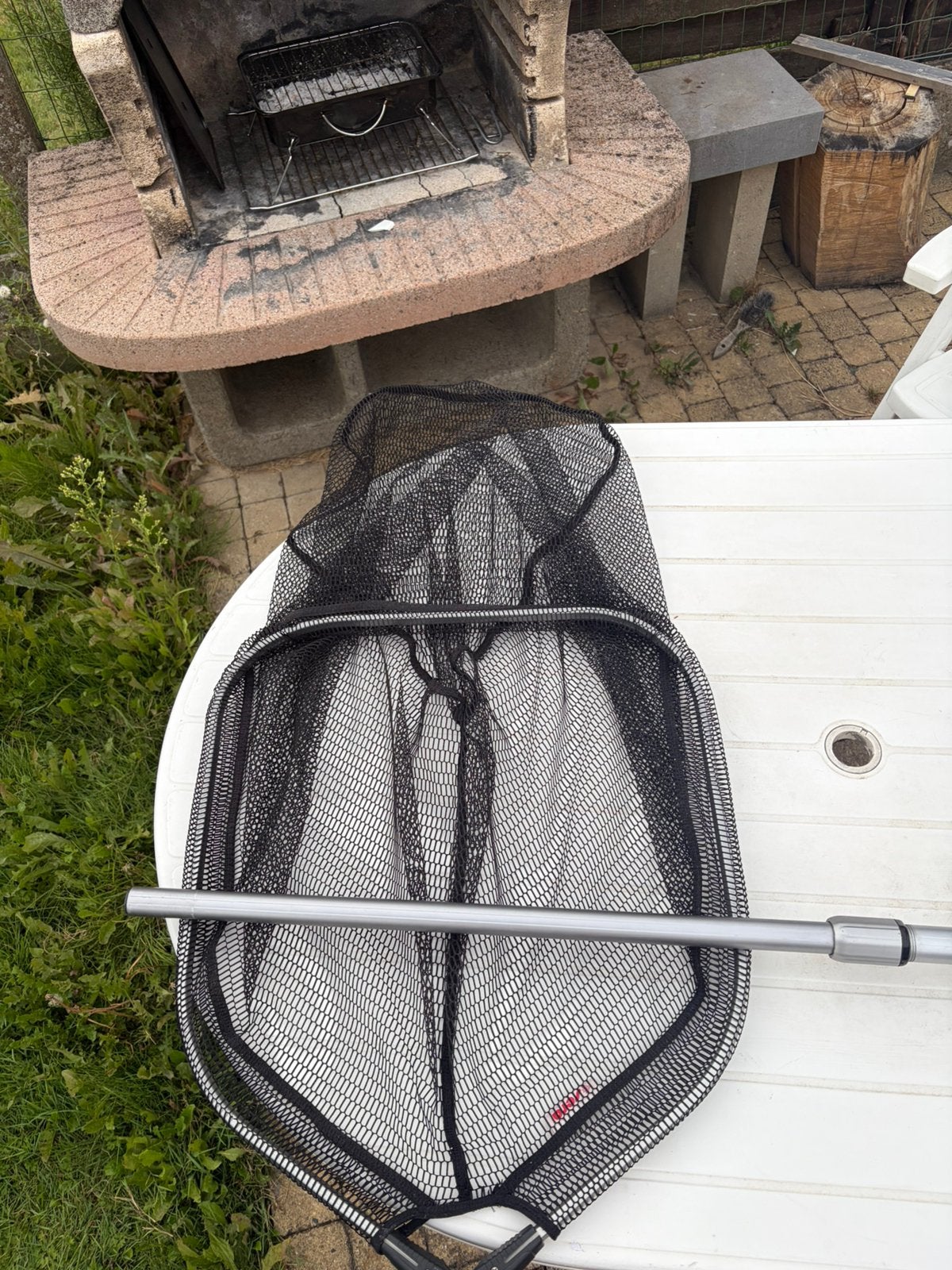 Tapis et epuisette peche carpe, Enlèvement, Comme neuf