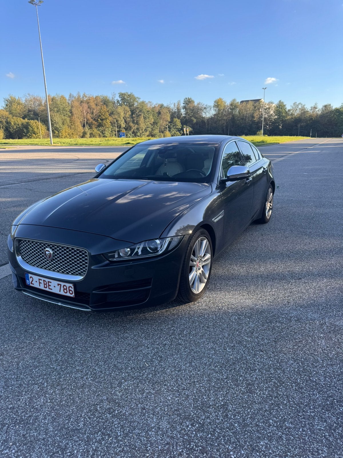 Jaguar xe 2.0 euro6b, Automaat, 4 cilinders, Head-up Display, Leder