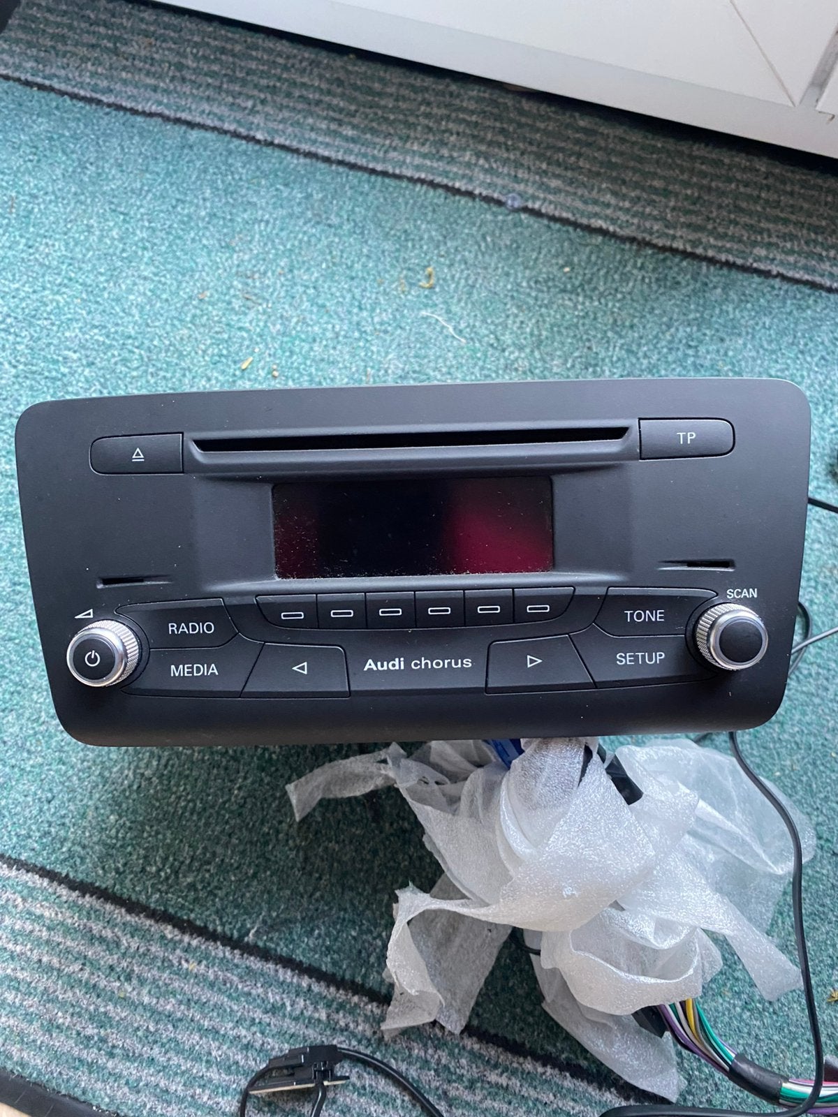 Autoradio Audi A1 avec parrot et branchement complet., Enlèvement ou Envoi, Comme neuf