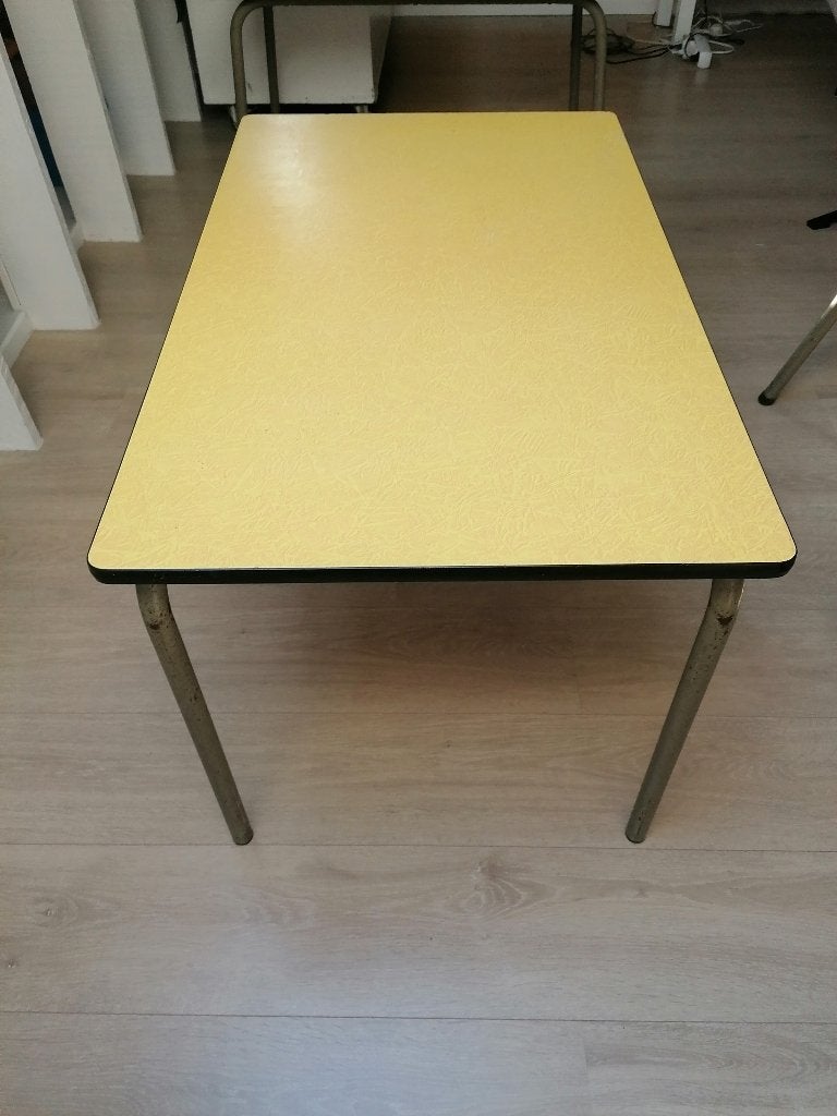 Vintage kleuter tafeltje, Ophalen, Gebruikt