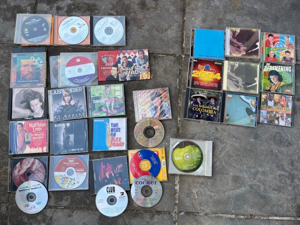 Lot van 30 tal CD’s, Ophalen