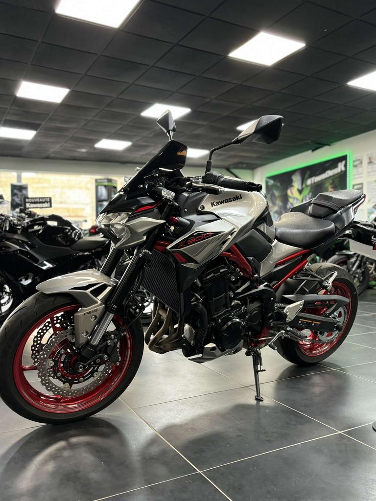 Z900 A2, Permis Moto A2 minimum, 4 cylindres, 12 à 35 kW, Sport
