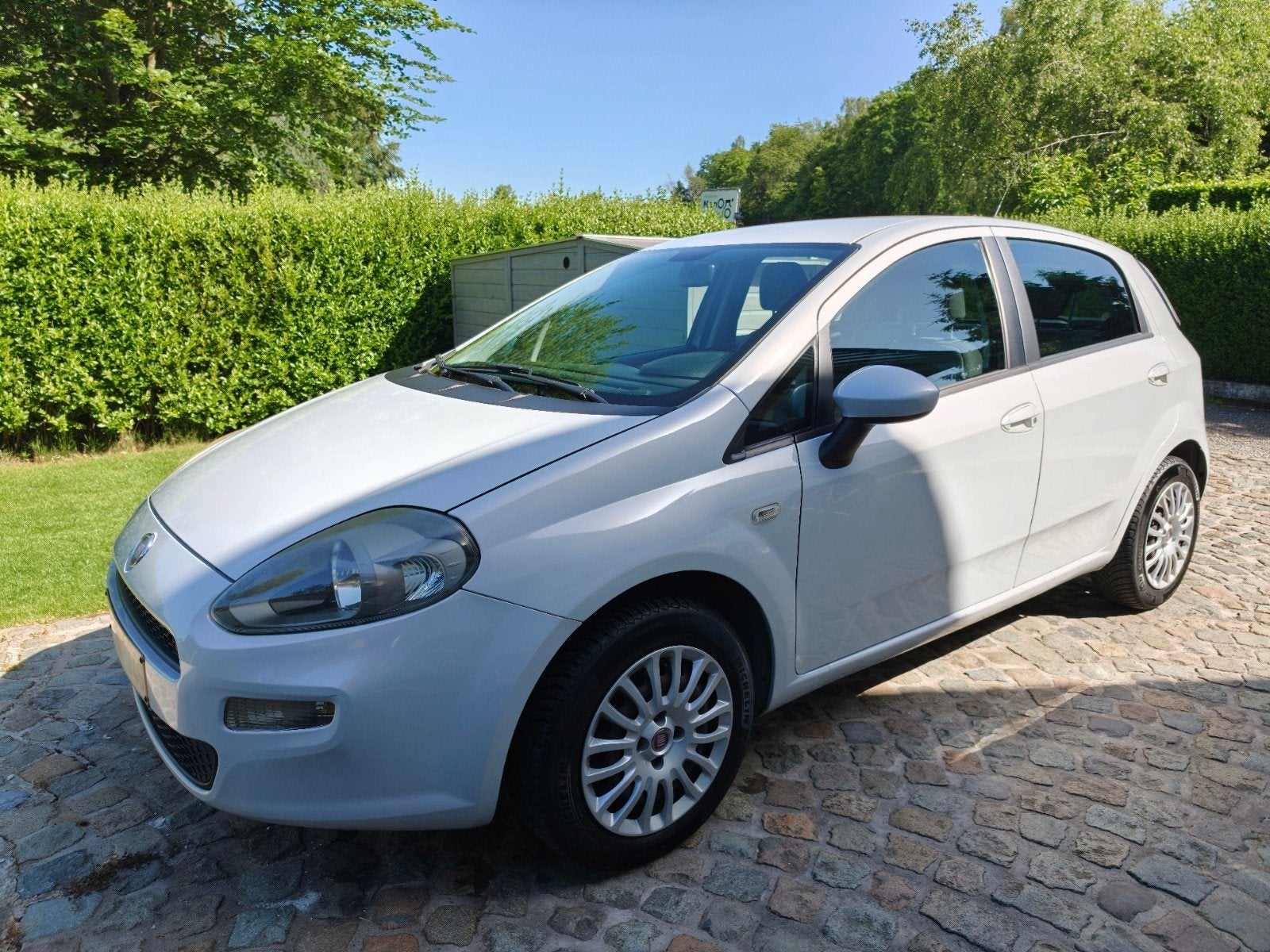 Fiat Punto 1.4 easy start stop, Autos, Fiat, Particulier, Punto, ABS, Airbags, Air conditionné, Ordinateur de bord, Verrouillage central