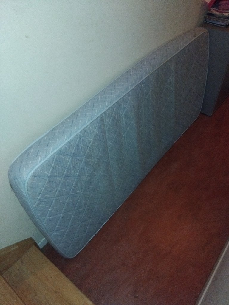 Gratis matras, Huis en Inrichting, Slaapkamer | Matrassen en Bedbodems, Ophalen, Gebruikt, 90 cm, Eenpersoons