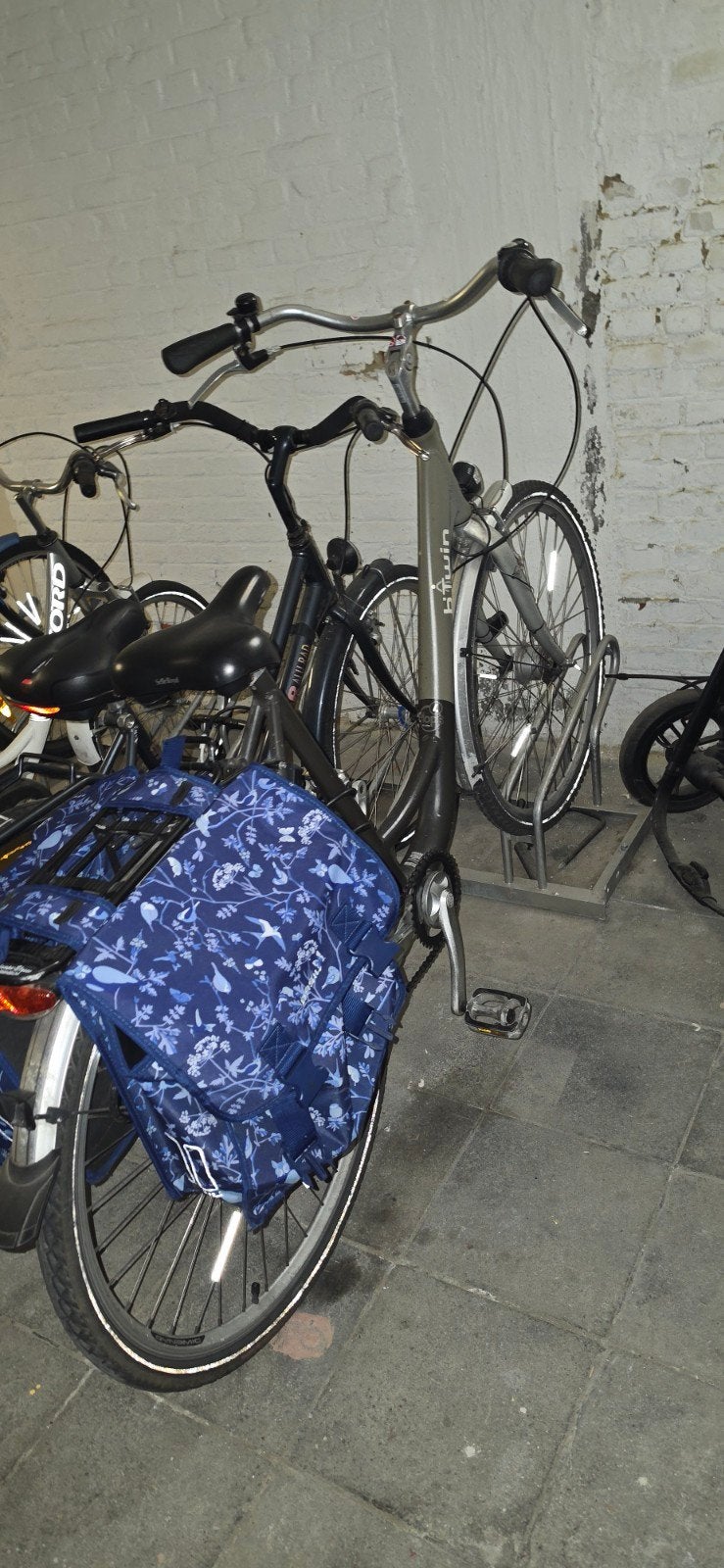 3 damesfietsen, Ophalen