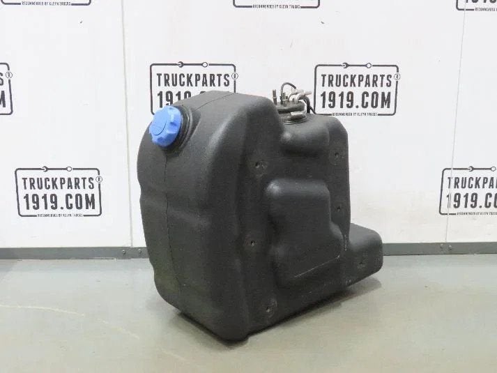 Volvo 24047299 AdBlue tank Volvo, Auto-onderdelen, Ophalen, Gebruikt