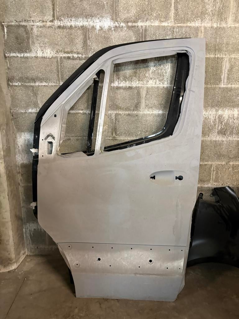 Bestuurdersdeur Sprinter 907, Ophalen, Deur