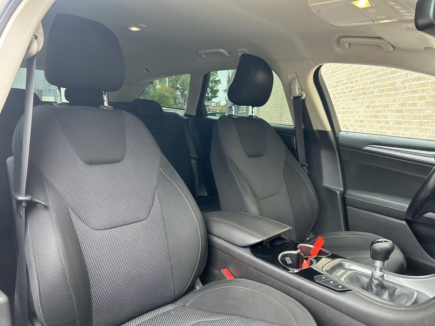 Ford Mondeo Wagon 1.5 Titanium | Climate | Cruise | Navi | C, Auto's, Zwart, Mondeo, Bedrijf, Verwarmde buitenspiegels