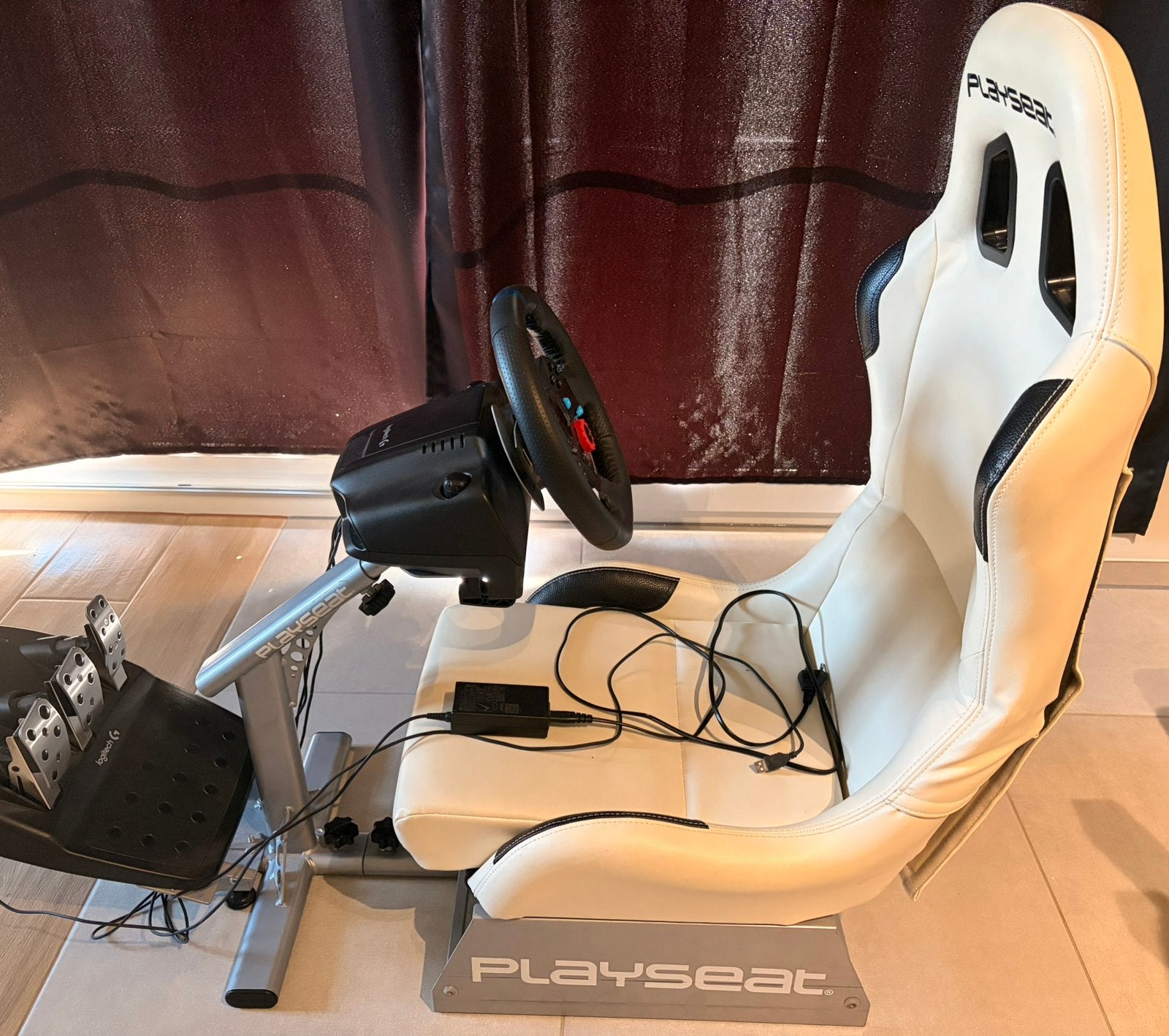 Vend logitech g29 + siege playseat, Consoles de jeu & Jeux vidéo, Volant de course, Retour de force, PlayStation, Enlèvement