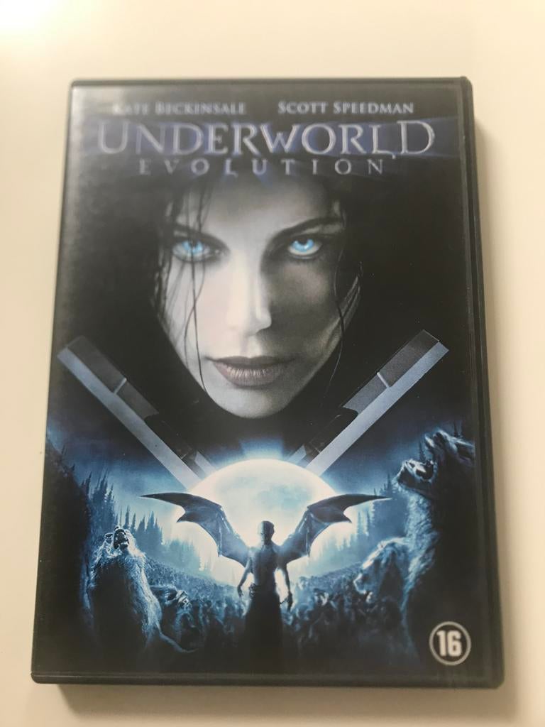 DVD Underworld: Evolution, Vanaf 16 jaar, Ophalen of Verzenden, Zo goed als nieuw, Vampiers of Zombies