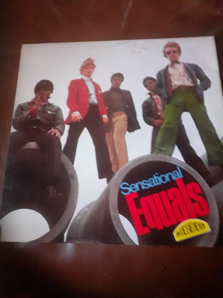 LP Equals : Sensational, Ophalen of Verzenden