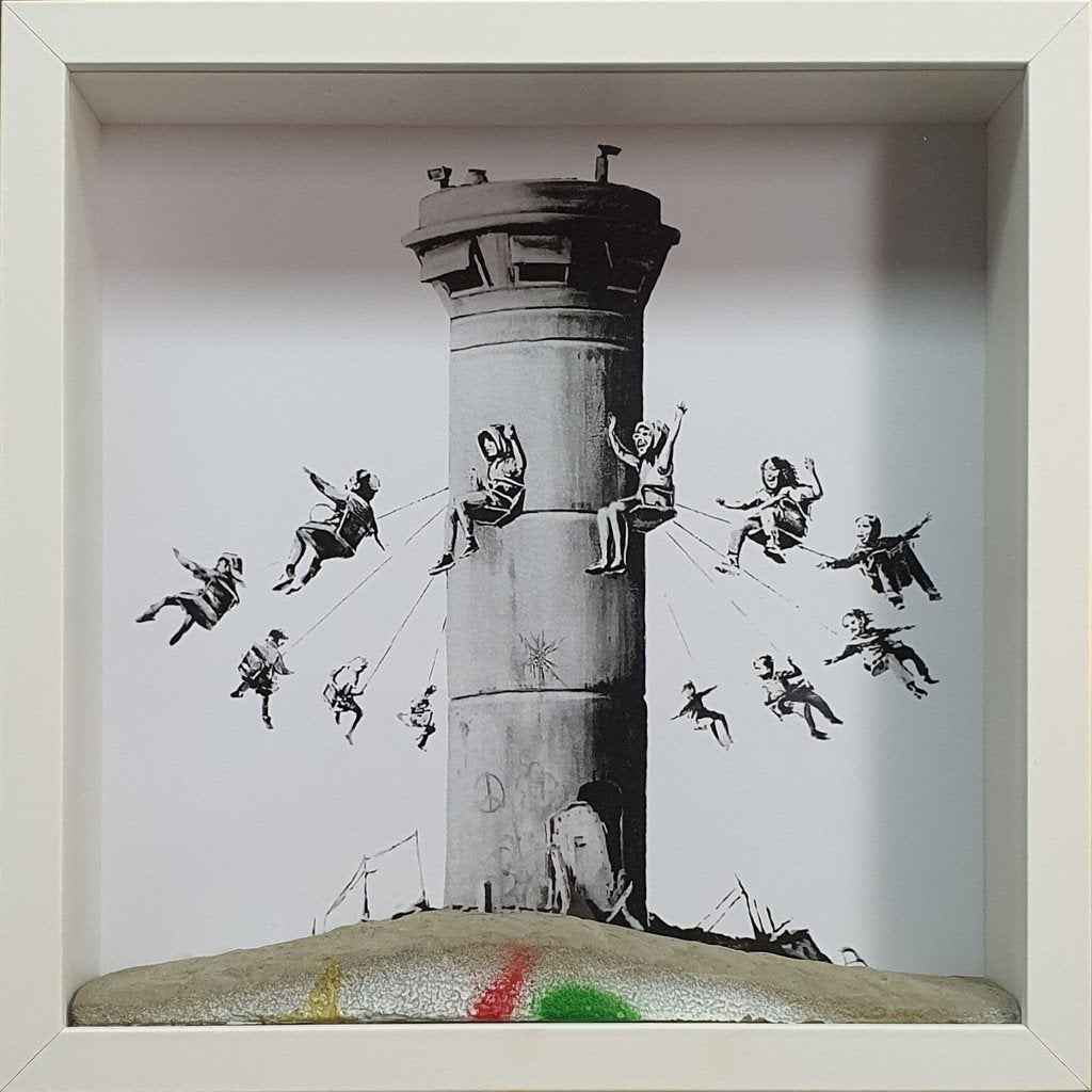 Banksy – Walled Off Hotel Box Set (2017), Antiek en Kunst, Kunst | Litho's en Zeefdrukken, Origineel, Ophalen
