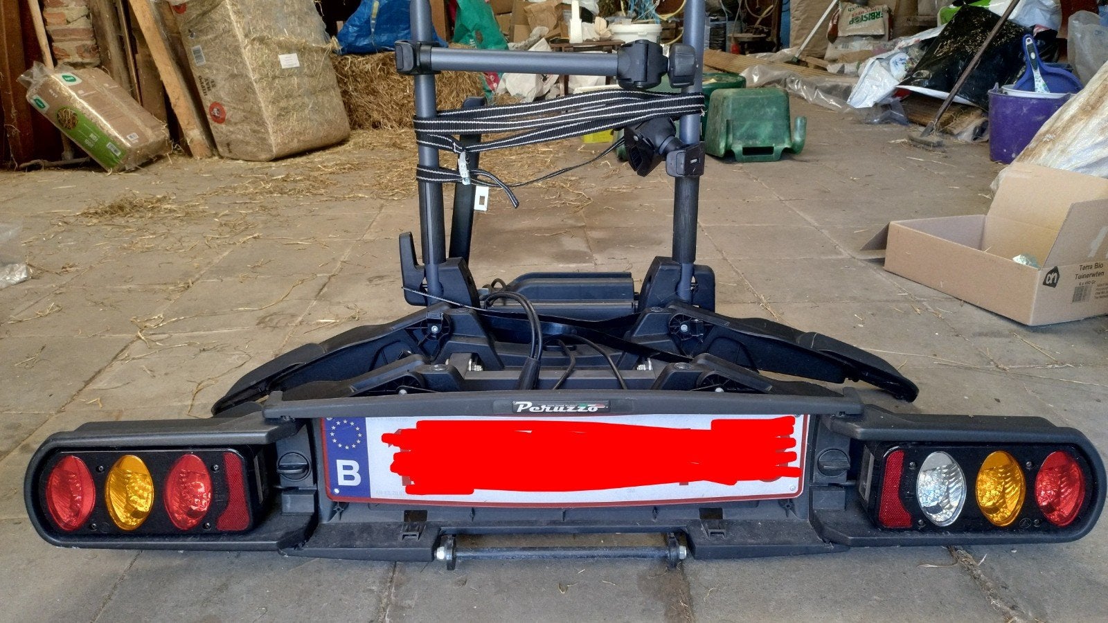 Peruzzo fietsendrager (ook voor electrische fietsen), Auto diversen, Ophalen, Zo goed als nieuw, 2 fietsen, Trekhaakdrager
