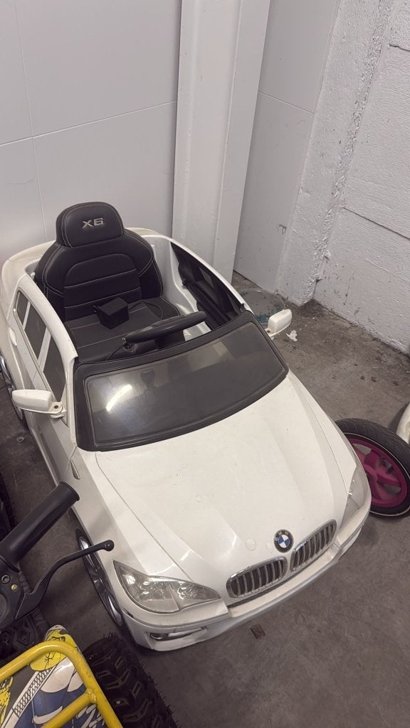 Electrische bmw x6 voor kinderen, Gebruikt
