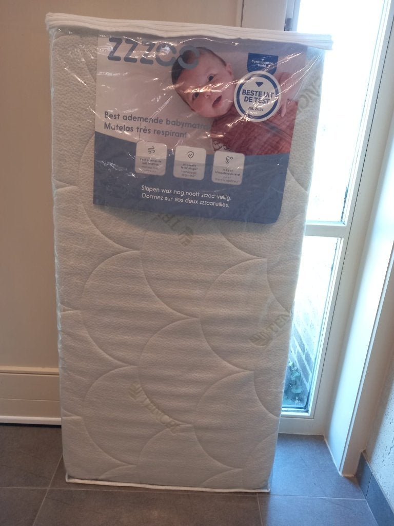 Nieuwe babymatras Zzzoo airgo koala 60x120x13cm, Kinderen en Baby's, Ophalen, Jongetje of Meisje, Wit, Beddengoedset