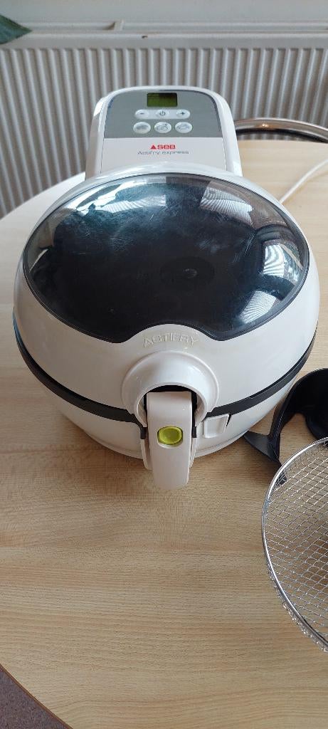 SEB Actifry express XL, Electroménager, Friteuses à air, Enlèvement, Utilisé, Friteuse à air XL, 1000 à 1499 grammes