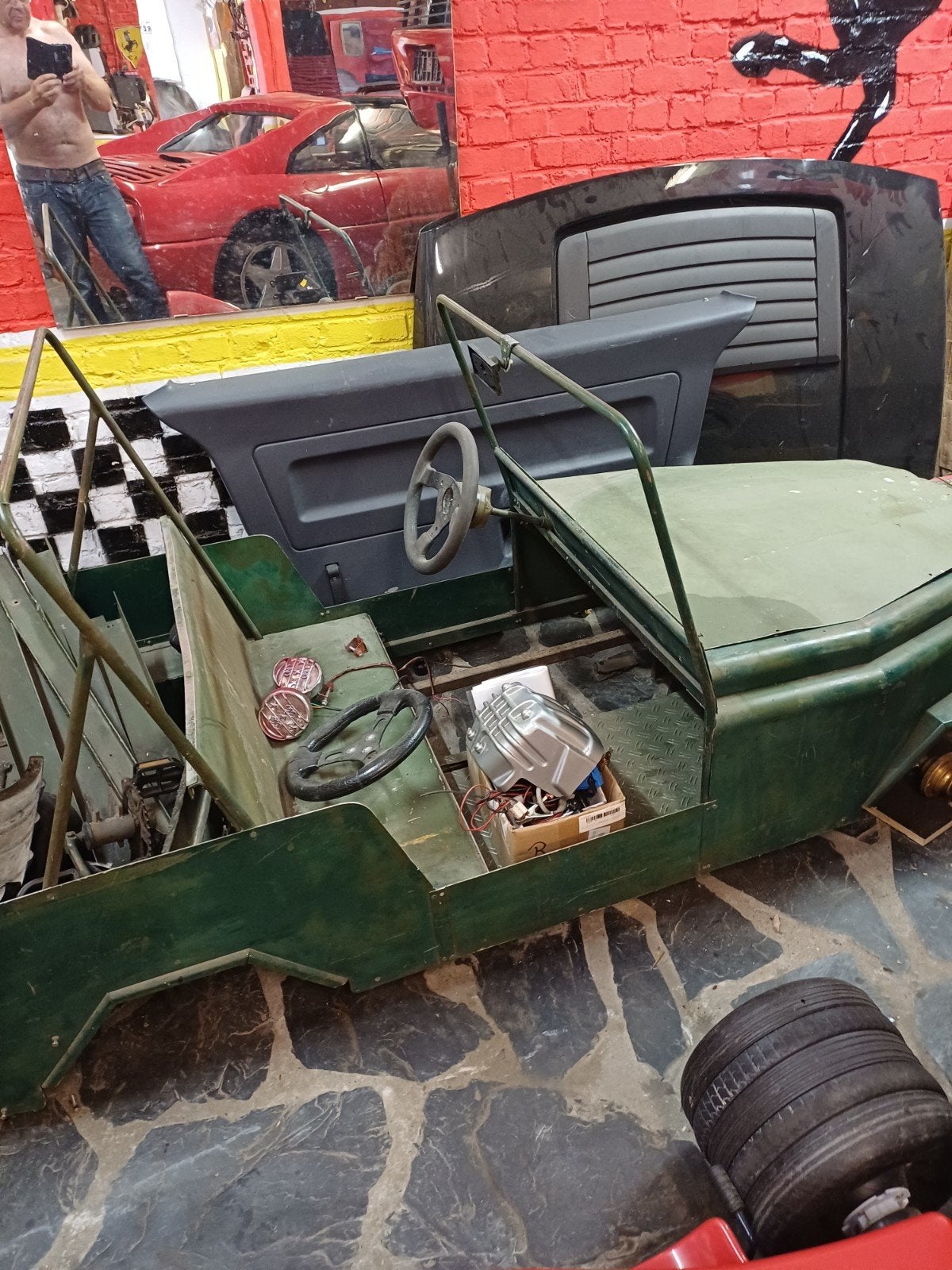 jeep willys a terminer avec moteur quad, Te koop