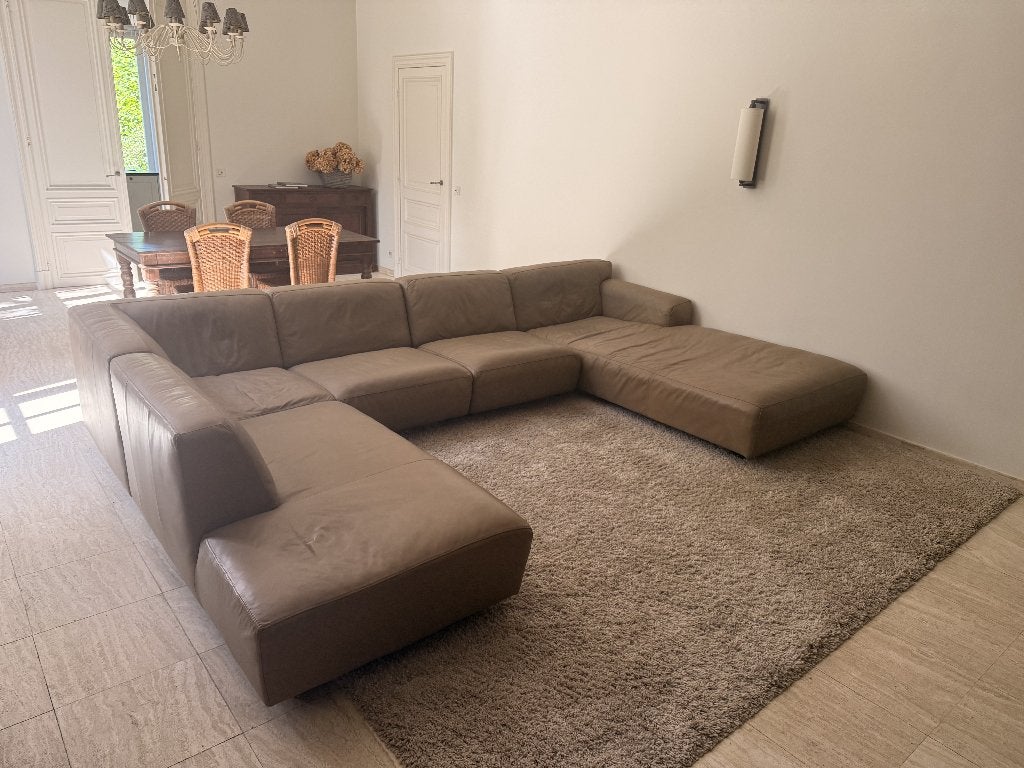 Salon en U en cuir taupe de Vesta en bon état, Enlèvement, Comme neuf, Cuir, Modern