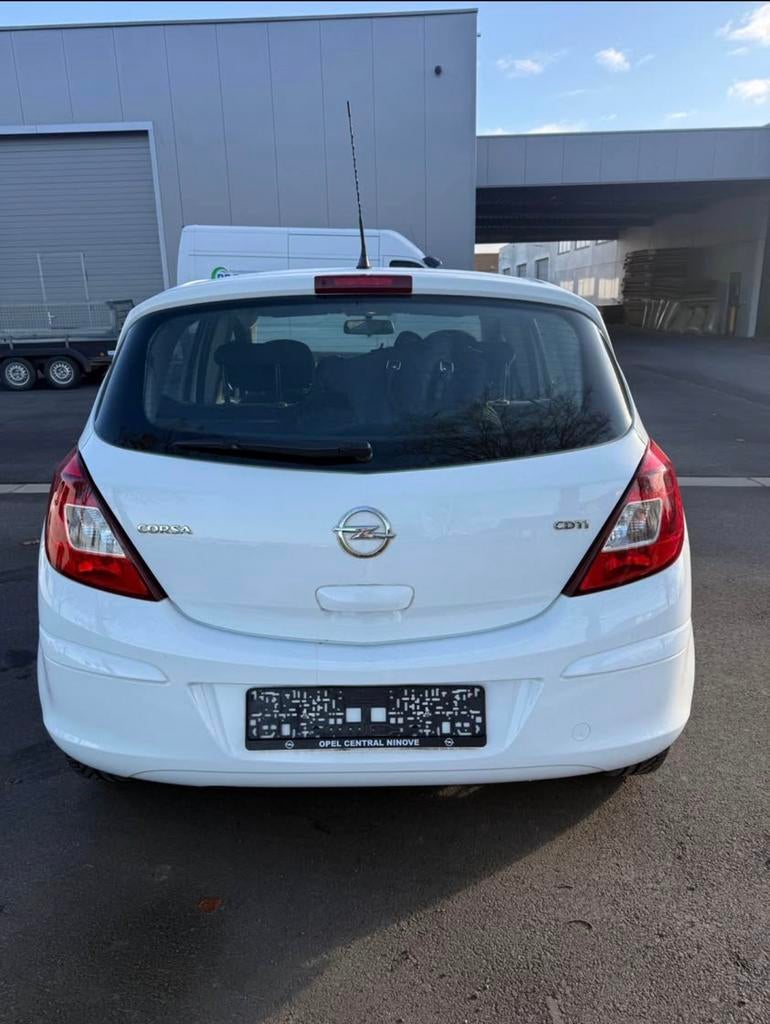 Opel Corsa / 1.3 Diesel / 2013 / 185.000 km / euro 5, Autos, Euro 5, Achat, Entreprise, Boîte manuelle