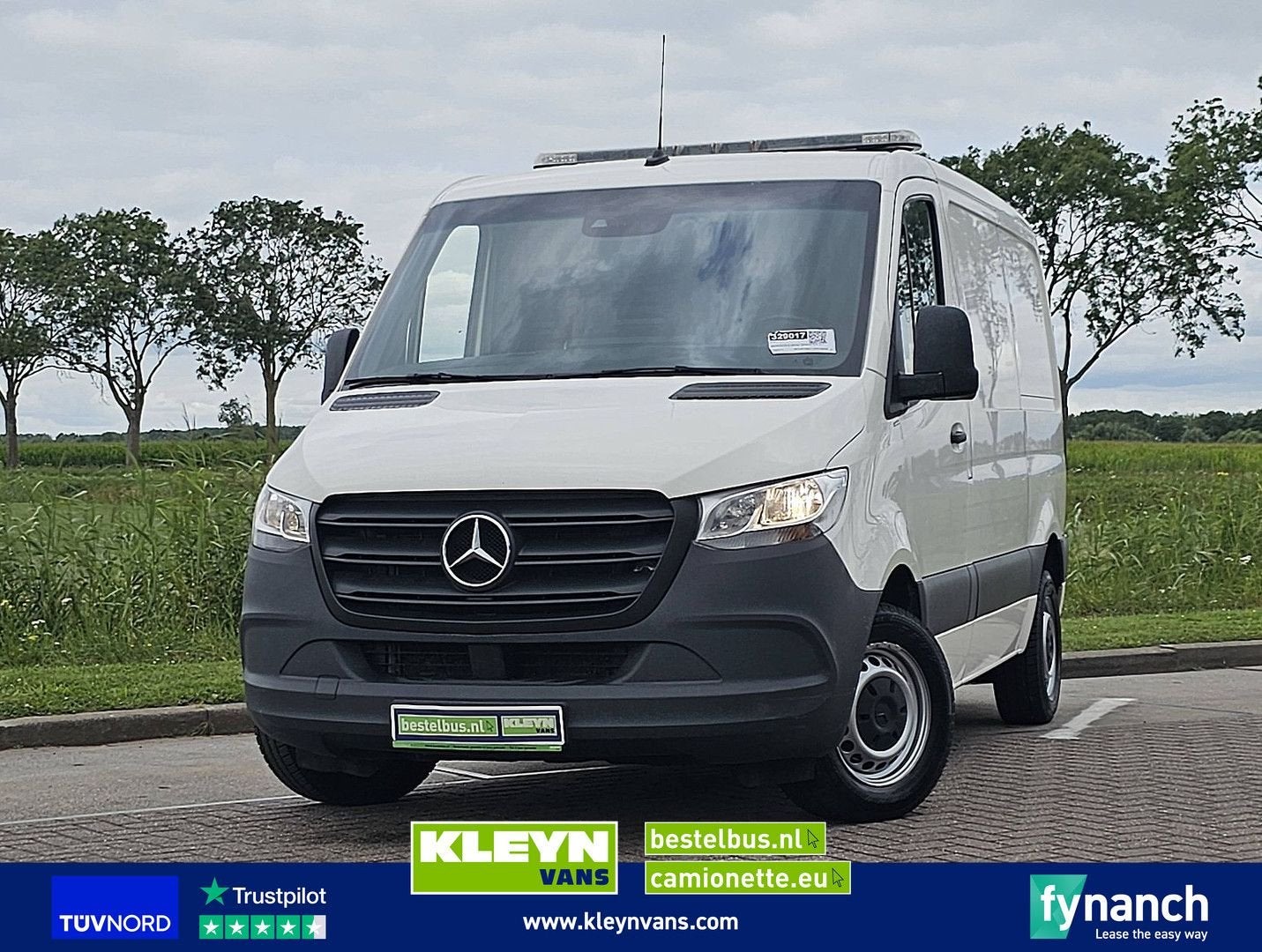Mercedes-Benz SPRINTER 211 ac carplay EURO6, Auto's, Bestelwagens en Lichte vracht, Wit, Mercedes-Benz, Bedrijf, Te koop