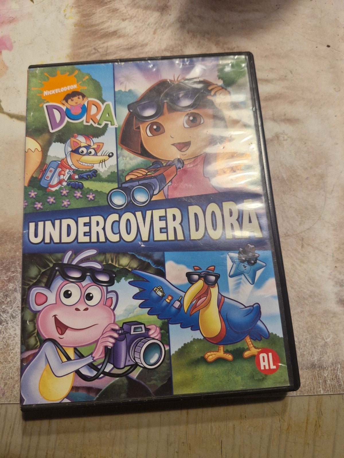 Undercover Dora, Ophalen of Verzenden, Zo goed als nieuw, Engels, Kinderprogramma of -film
