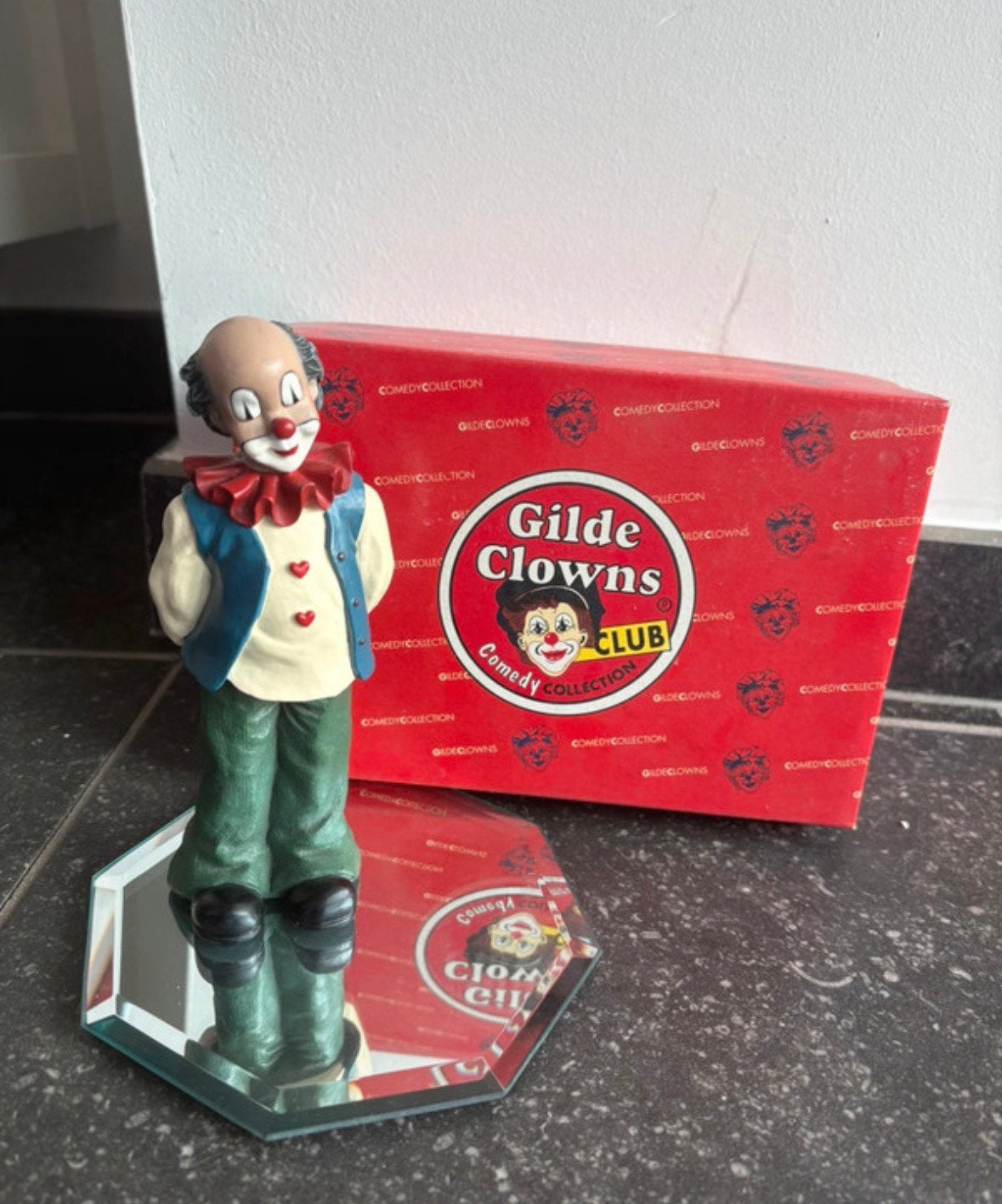 Gilde clowns, Ophalen, Zo goed als nieuw