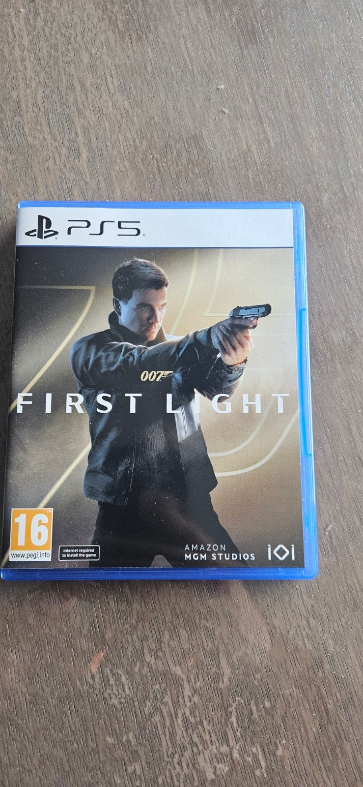 007 first light ps5, Games en Spelcomputers, Games | Sony PlayStation 5, Ophalen